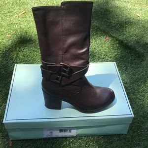 Brown MIA boots